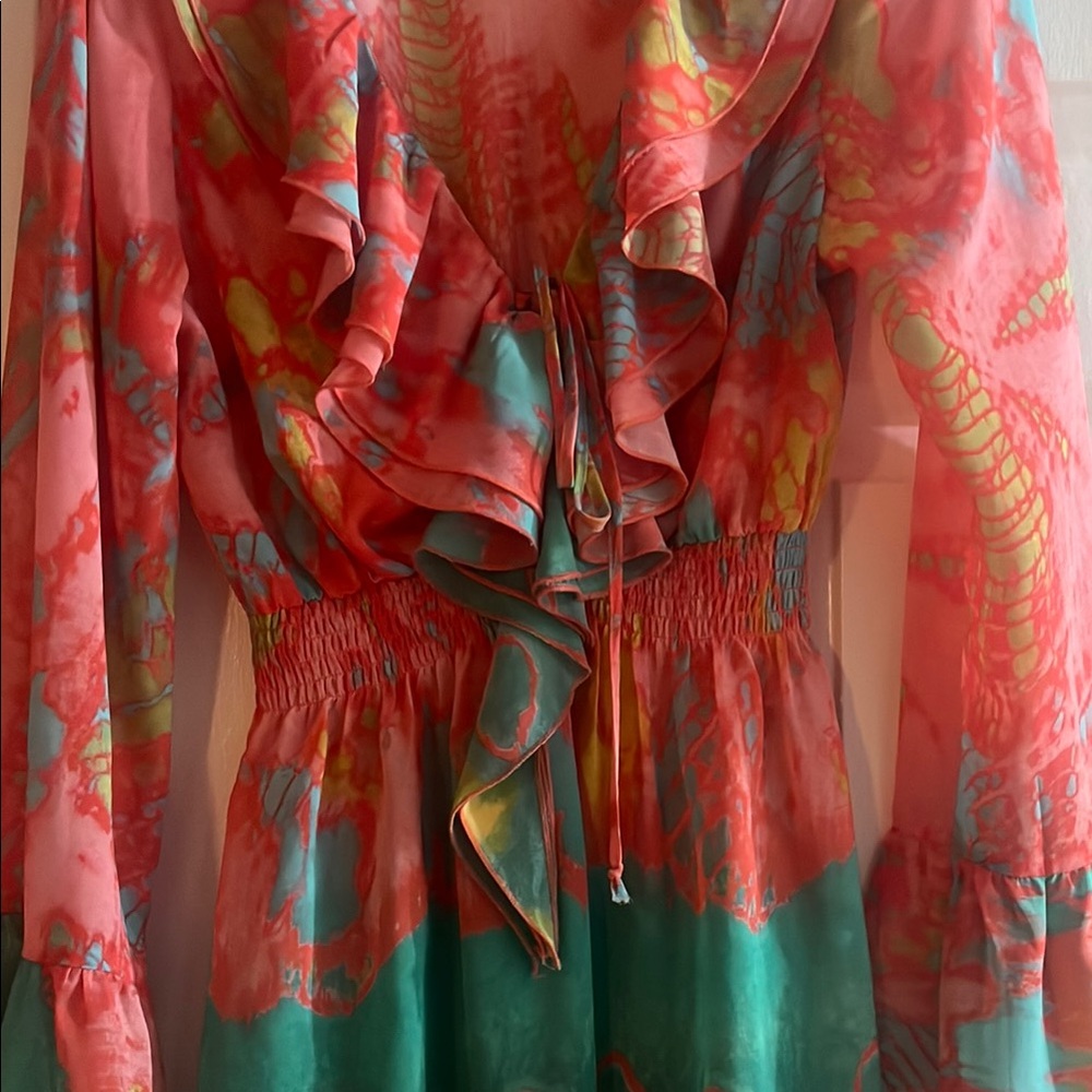 Colorful Ruffled Women's Top - Picture 2 of 3